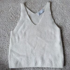 Dh New York White Ribbed Knit Tank Top